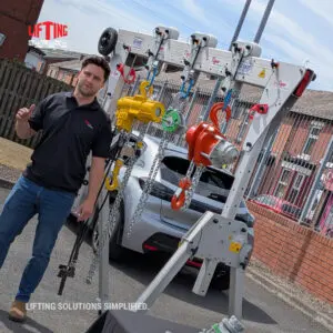 Tiger Lifting out door demonstration